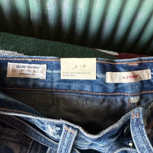 NWT Levi’s XL Straight Baggy Women’s Jeans - Picture 3 of 6